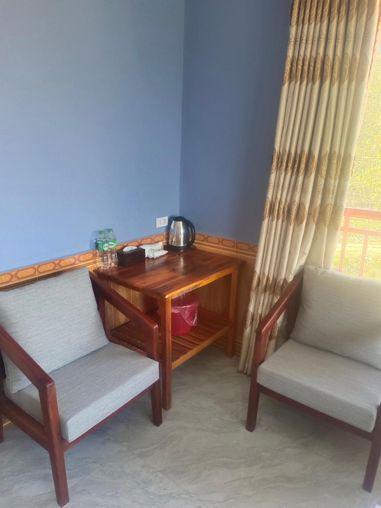 Dd Guesthouse ヴァンヴィエン エクステリア 写真