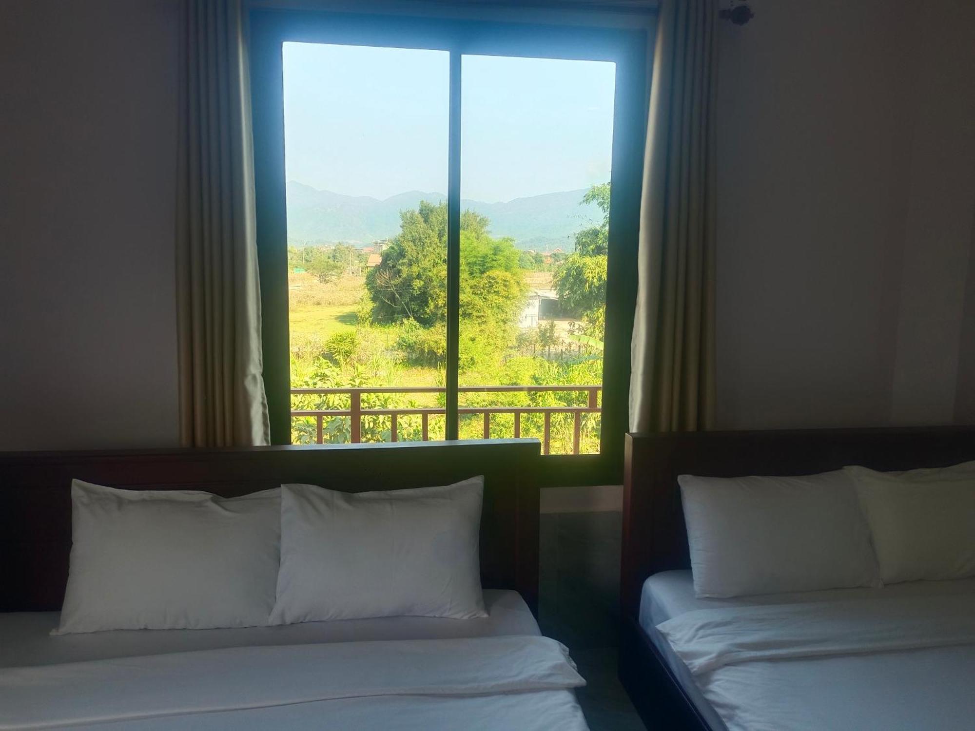 Dd Guesthouse ヴァンヴィエン エクステリア 写真